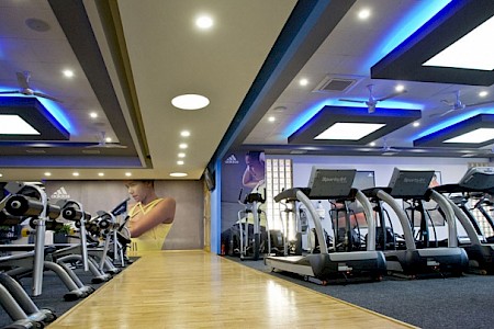 Saturn Fitness Centrum - Warszawa #1