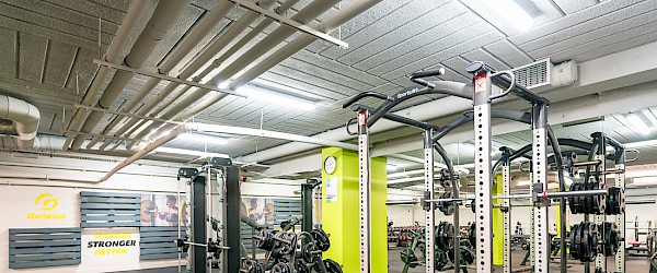 Wyposażenie siłowni - jak je wybrać?