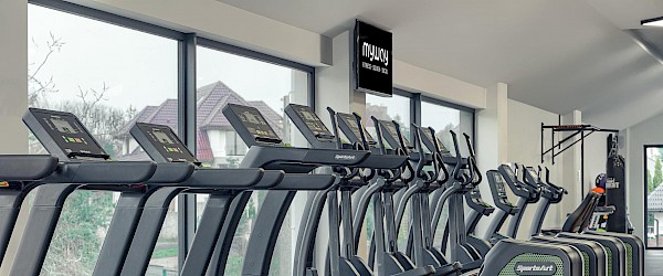 Czym wyróżniają się bieżnie elektryczne od SportsArt na tle konkurencji?