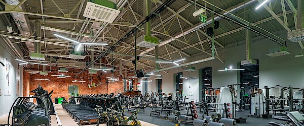 Innowacje i trendy w branży fitness: na co zwrócić uwagę otwierając klub?