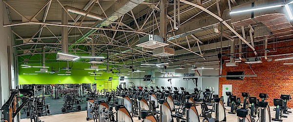 Tworzenie wyjątkowej atmosfery w klubie fitness: Klucz do lojalności klientów